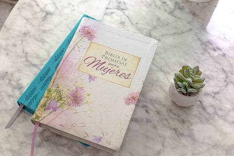 Image of Biblia RVR 1960 de Promesas Letra Gigante Floral con Índice