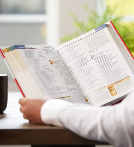 Image of NKJV STUDY BIBLE, LEATHERSOFT, BLACK, FULL-COLOR, COMFORT PRINT