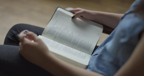 Image of ESV SINGLE COLUMN JOURNALING BIBLE (BLACK)