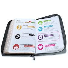 Image of BIBLIA RVR 1960 LETRA SUPER GIGANTE COLECCION AGORA INSPIRACION LEON NEGRO GRIS SIMIL PIEL CIERRE INDICE