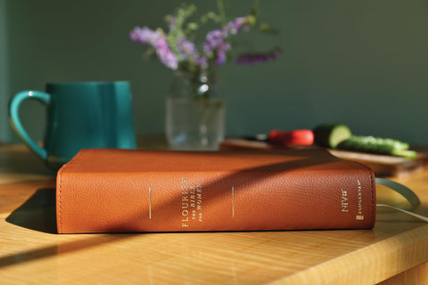 Image of Flourish: The NIV Bible for Women, Leathersoft, Brown, Comfort Print