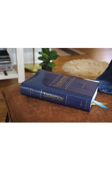 NIV, Thompson Chain-Reference Bible, Hardcover, Navy, Red Letter, Comfort Print